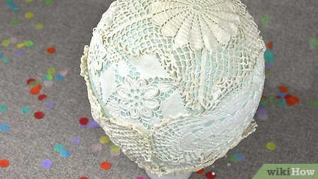 How to Make a Doily Lamp Picture 4