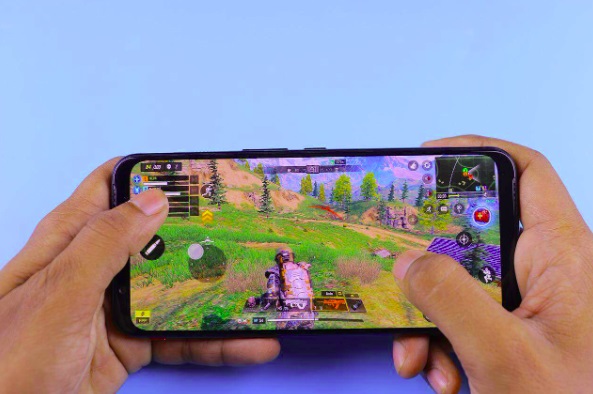 Picture 1 of 5 Considerations When Playing an Online Mobile Game