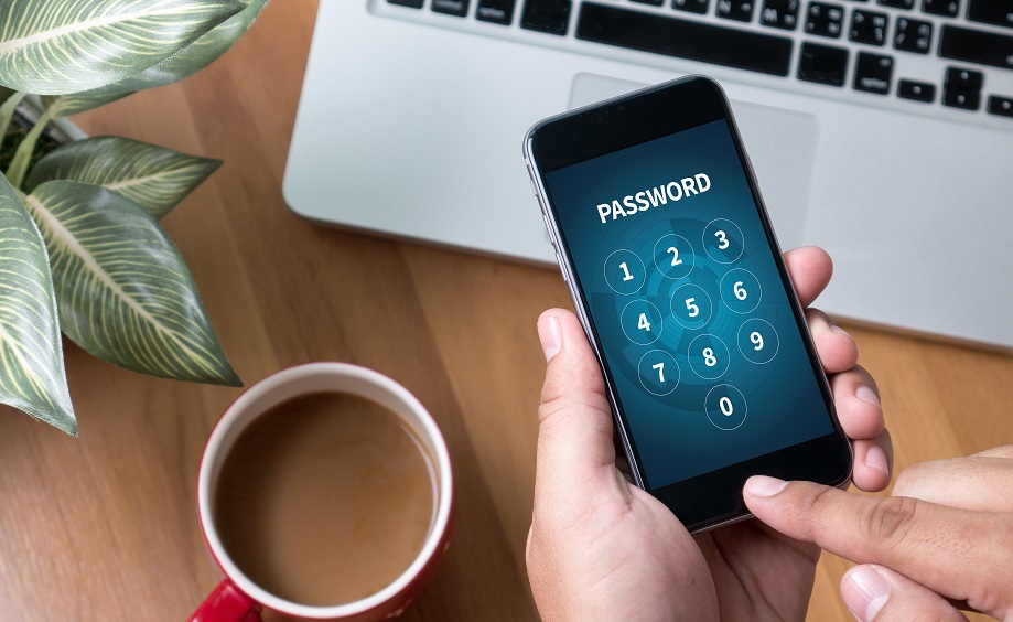 Picture 3 of A 7-Item Checklist For Buying A Used iPhone