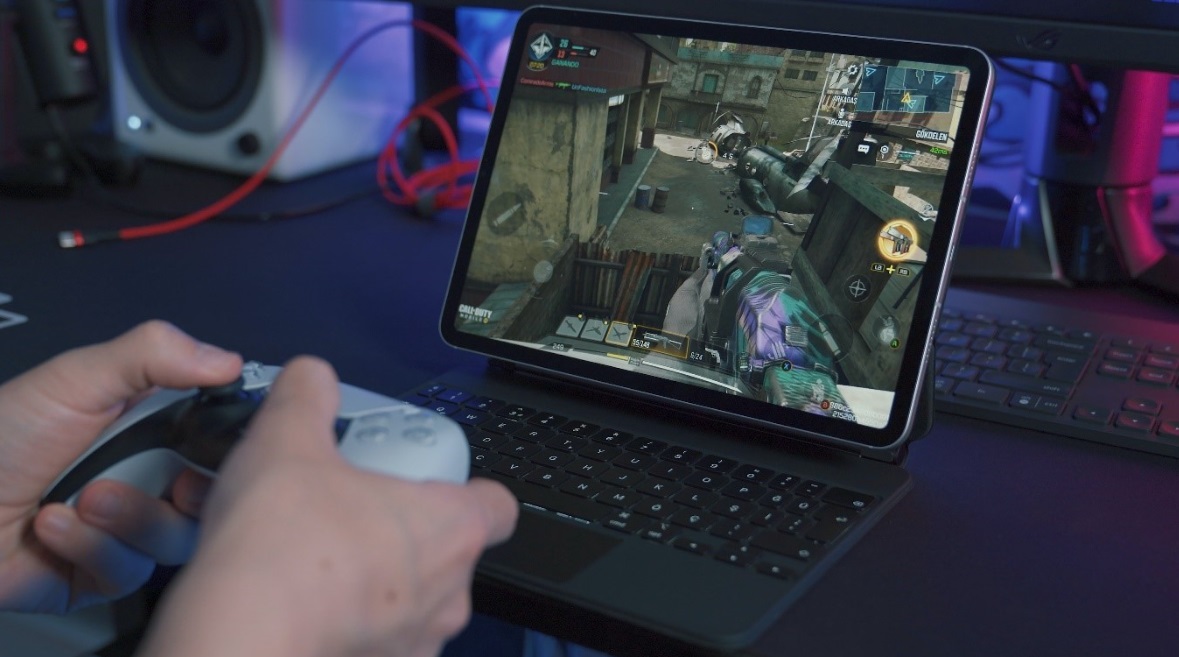 Picture 1 of How Do Online Games Work?