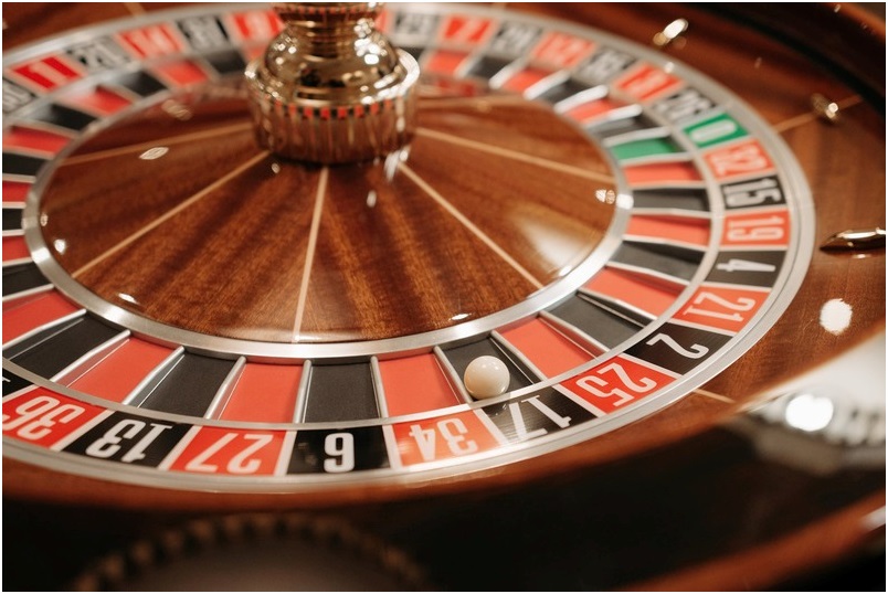 Picture 1 of How to Choose a Live Dealer Roulette Game