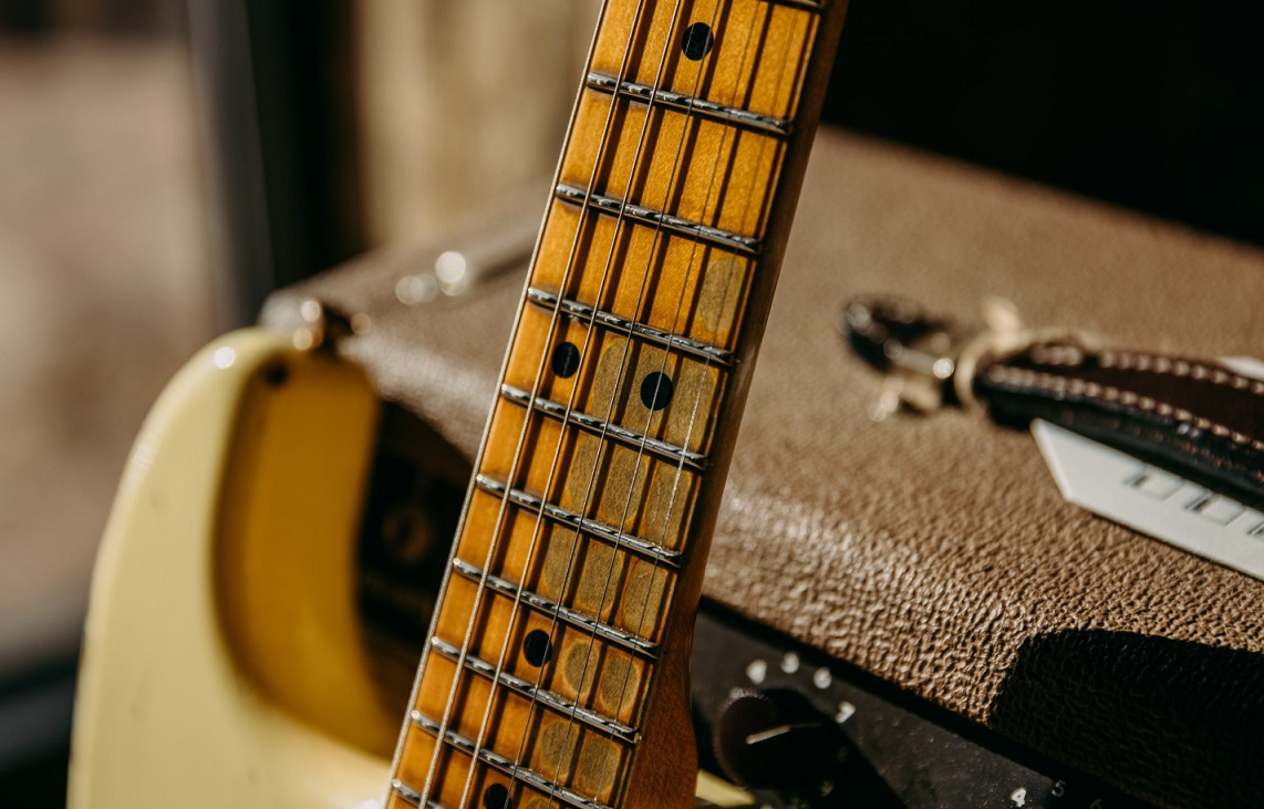 Picture 1 of How to Make Money Flipping Guitars in 2023: Flipping Tips for More Profit