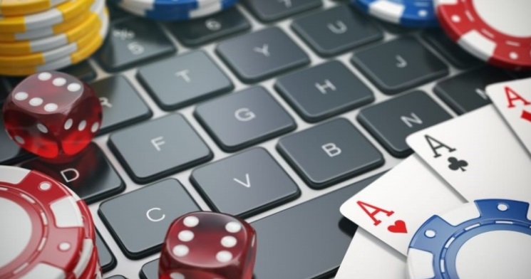 Picture 1 of What makes online casinos safe or not?