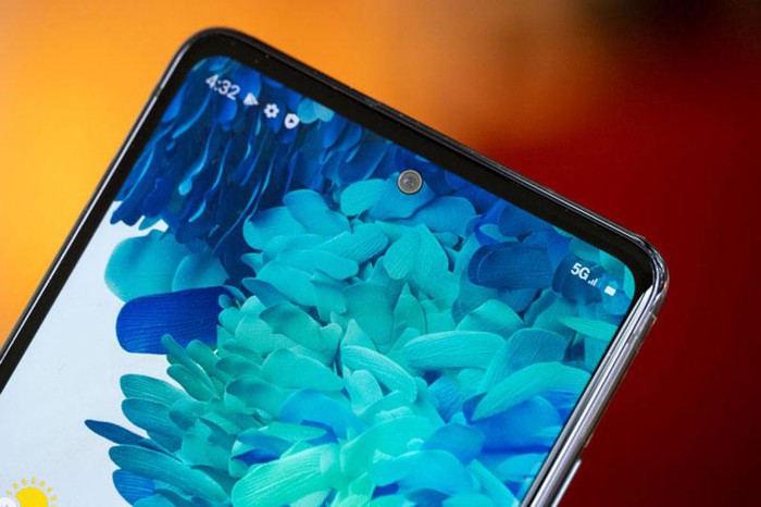 Review Samsung Galaxy S20 FE Fan Edition Picture 5