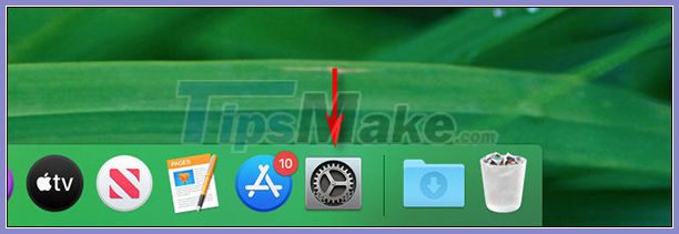 Where is the Control Panel on the Mac? Picture 1