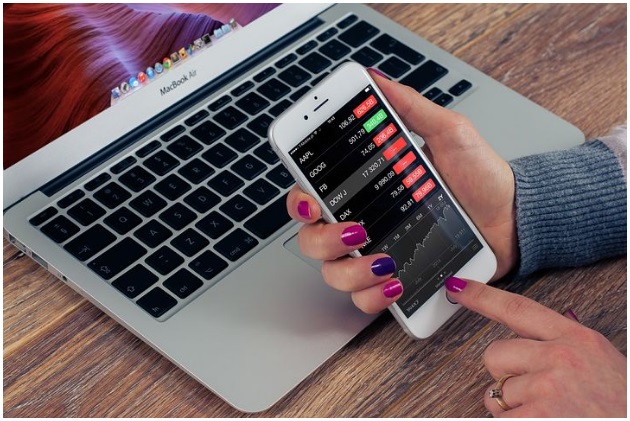 Picture 2 of 6 Smartphone Tips That Will Help Manage Your Stock Investments Better