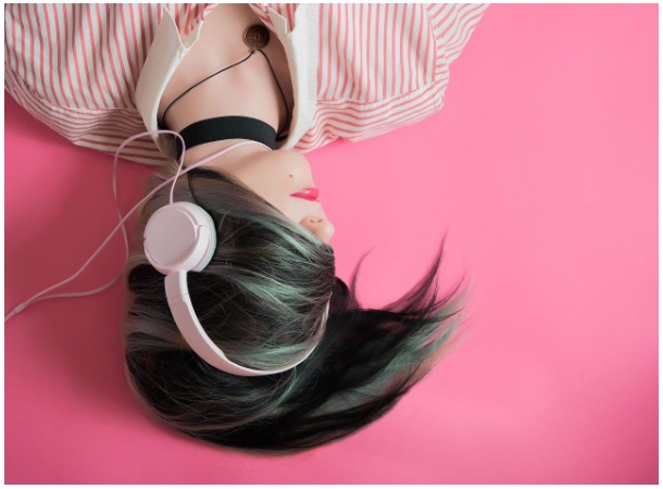 Picture 2 of How You Can Listen to Your Favorite Music While Traveling