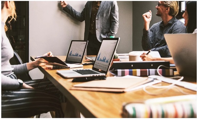 Picture 2 of Why You Should Consider Hiring a Risk Management Agency