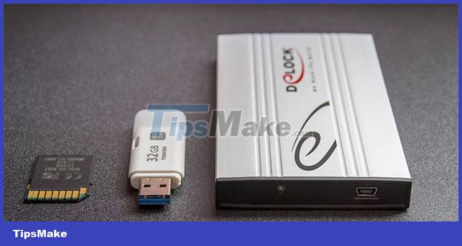 If I don't use the Internet, do I need anti-virus software? Picture 2