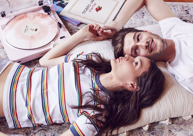 10 differences between women and girls Picture 5