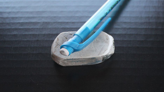 10 great ways to help you scratch scratches on your phone screen Picture 6