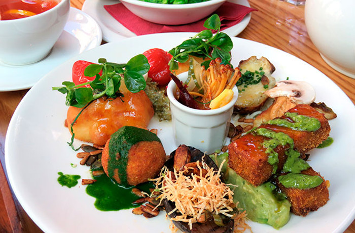 10 places to see and experience when visiting Brighton, UK Picture 6