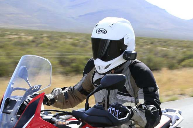 10 young and compact motorcycle journey camera Picture 1