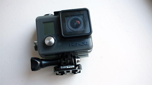 10 young and compact motorcycle journey camera Picture 8