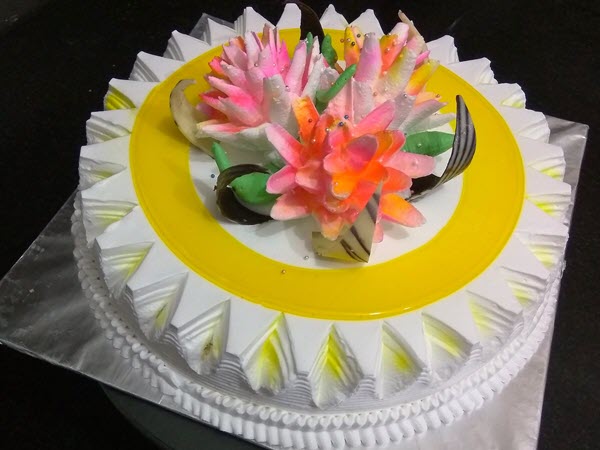 100+ Best Birthday Cake Model 2020 Picture 92