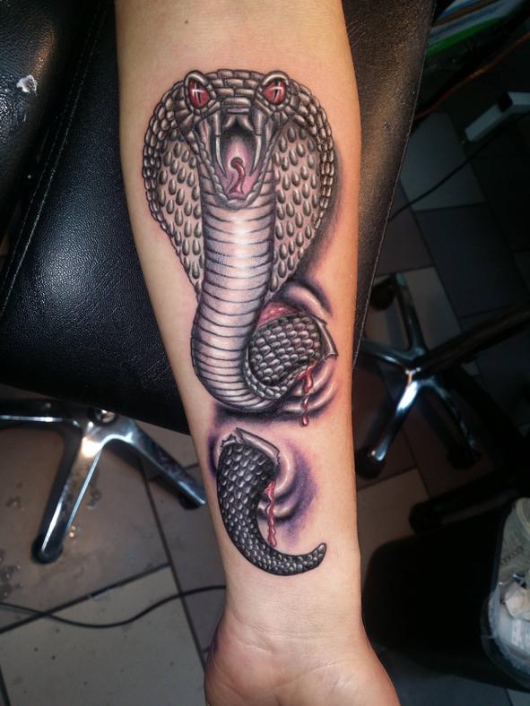 100+ Best Tattoo Models Picture 59