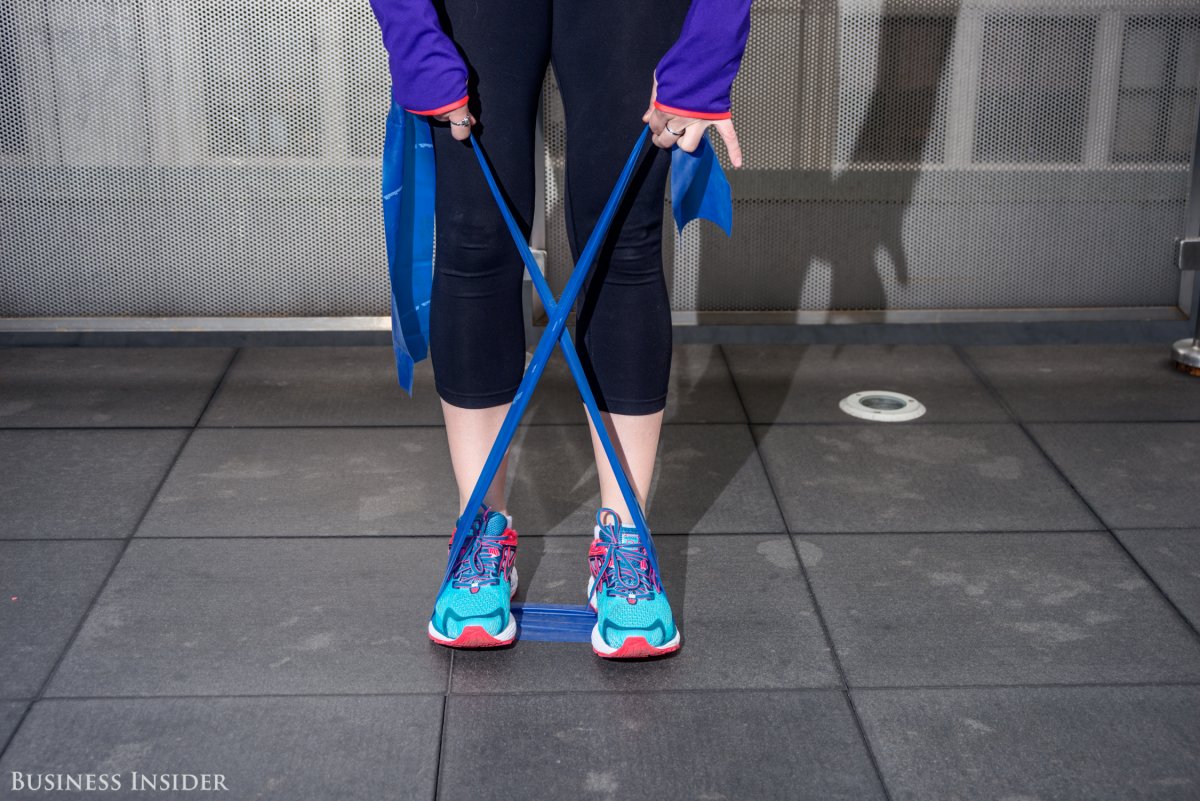 12 exercises to have strong legs for all ages Picture 17