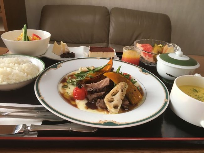 12 meals causing fever to social networks of postpartum women at Japanese hospital Picture 6