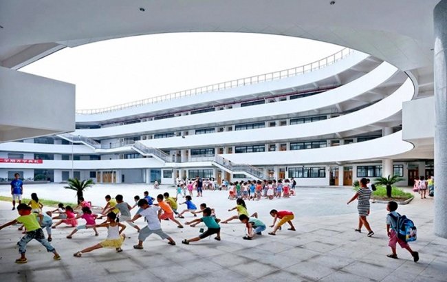 14 super special schools that you can't ignore Picture 9