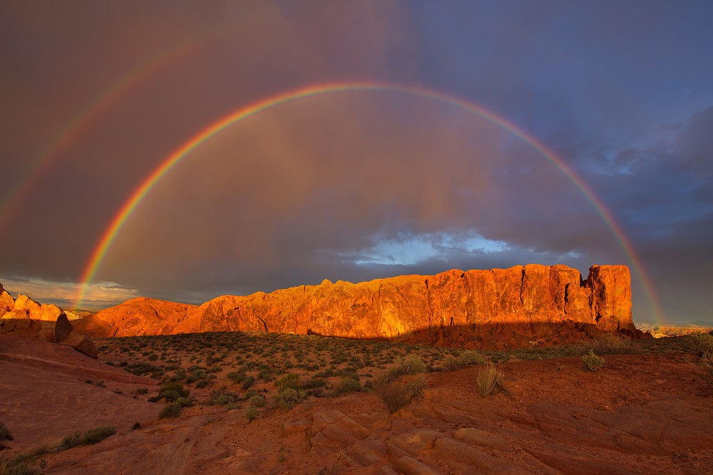15 beautiful rainbow moments appear throughout the Earth Picture 9