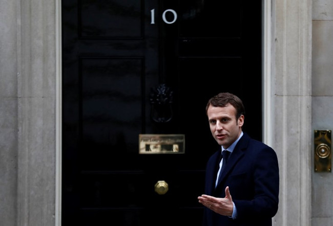 15 sentences from French President Emmanuel Macron inspire those who dare to change Picture 2