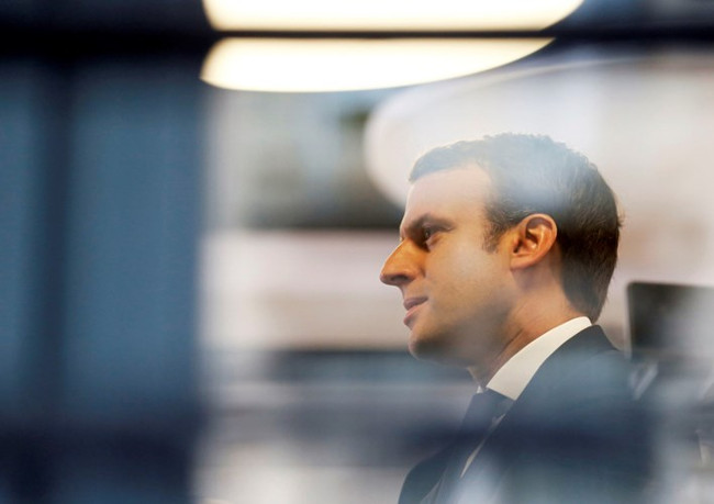 15 sentences from French President Emmanuel Macron inspire those who dare to change Picture 4