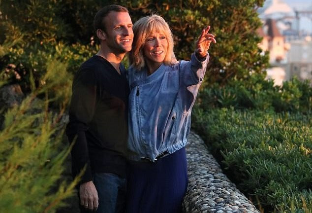 15 sentences from French President Emmanuel Macron inspire those who dare to change Picture 8