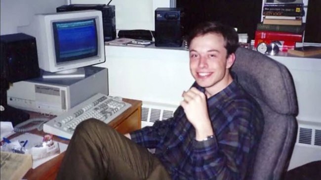 16 secrets are less known about tech village 'Iron Man' Elon Musk Picture 2