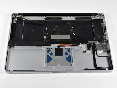 17-inch MacBook Pro surgery Picture 23