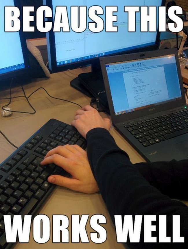 20+ 'bad crying and laughing' situation in life is only left-handed people understand Picture 24