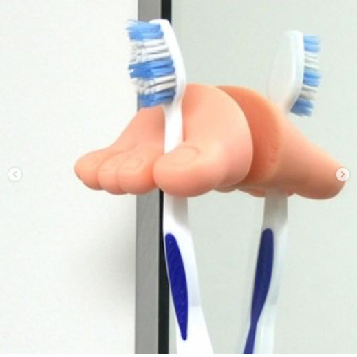 21 proofs show that some designers should take time off Picture 18