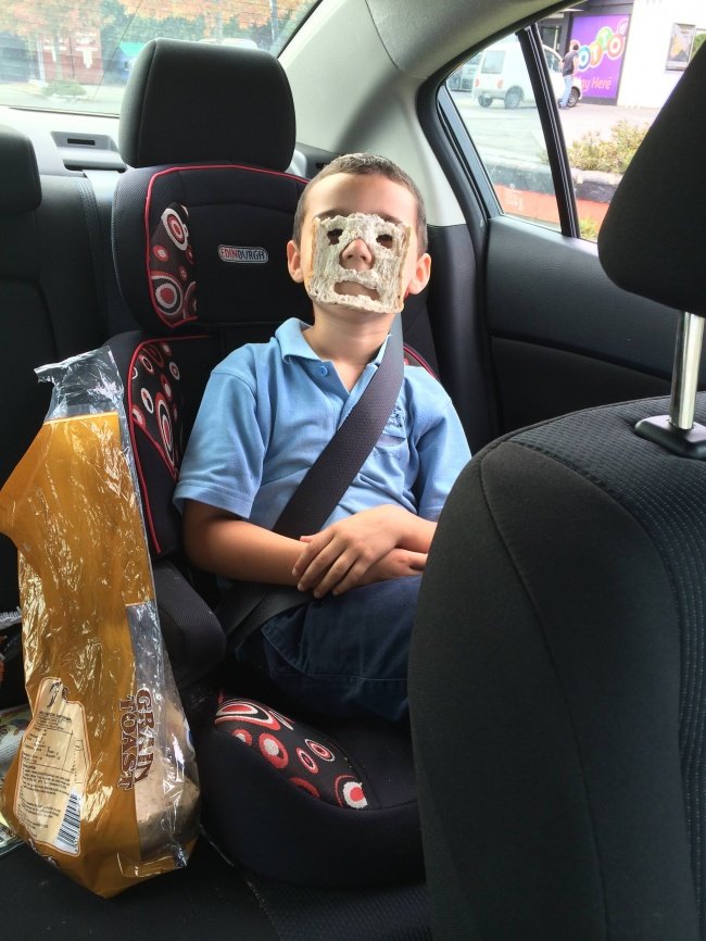 27 funny pictures show that a home with young children is a 'nightmare' Picture 19