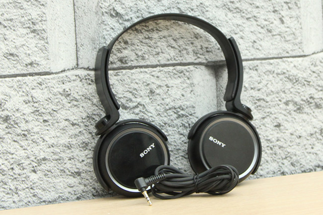 3 models of wired headphones worth buying from Sony in the segment of less than 1 million Picture 3