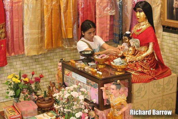 3 scary legends in Southeast Asia make you feel cold Picture 2