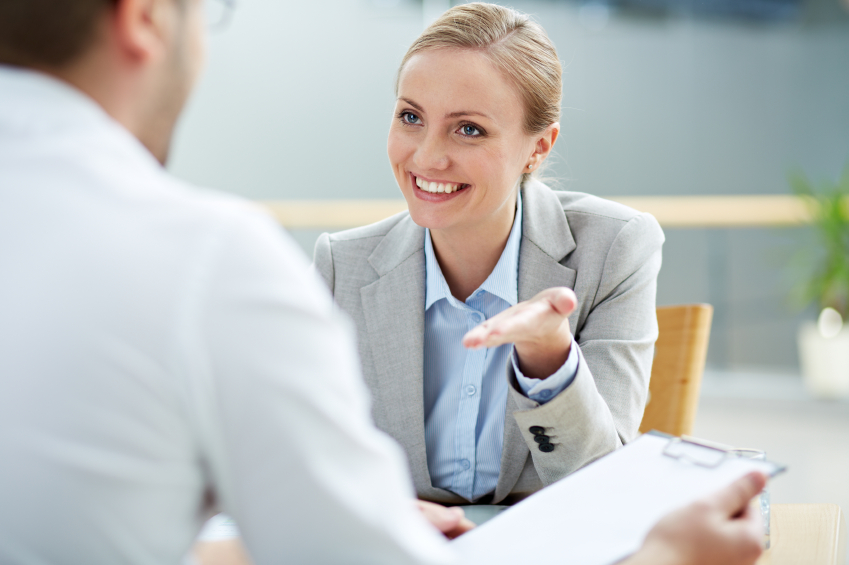 3 simple ways to help you easily talk to employers during the interview Picture 2