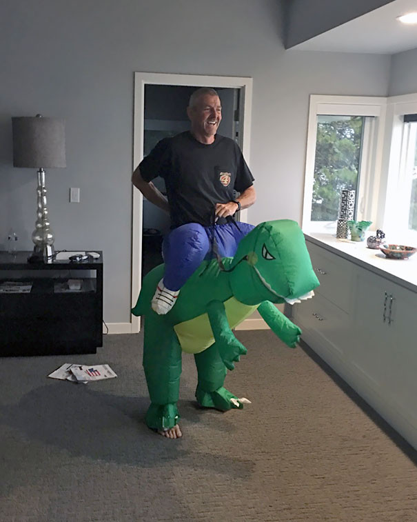 30+ funny shots prove men never bear big Picture 13