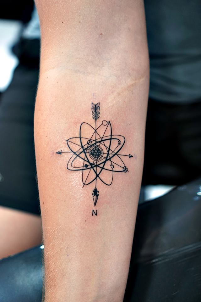 30+ Nice Compass tattoos Picture 30