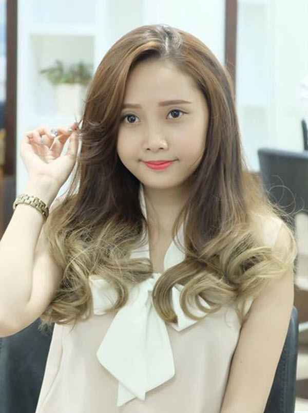 30+ the best curly hair styles of 2020 Picture 5