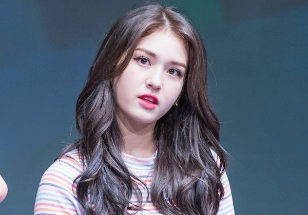 30+ the best light curly hair styles in 2020 Picture 18