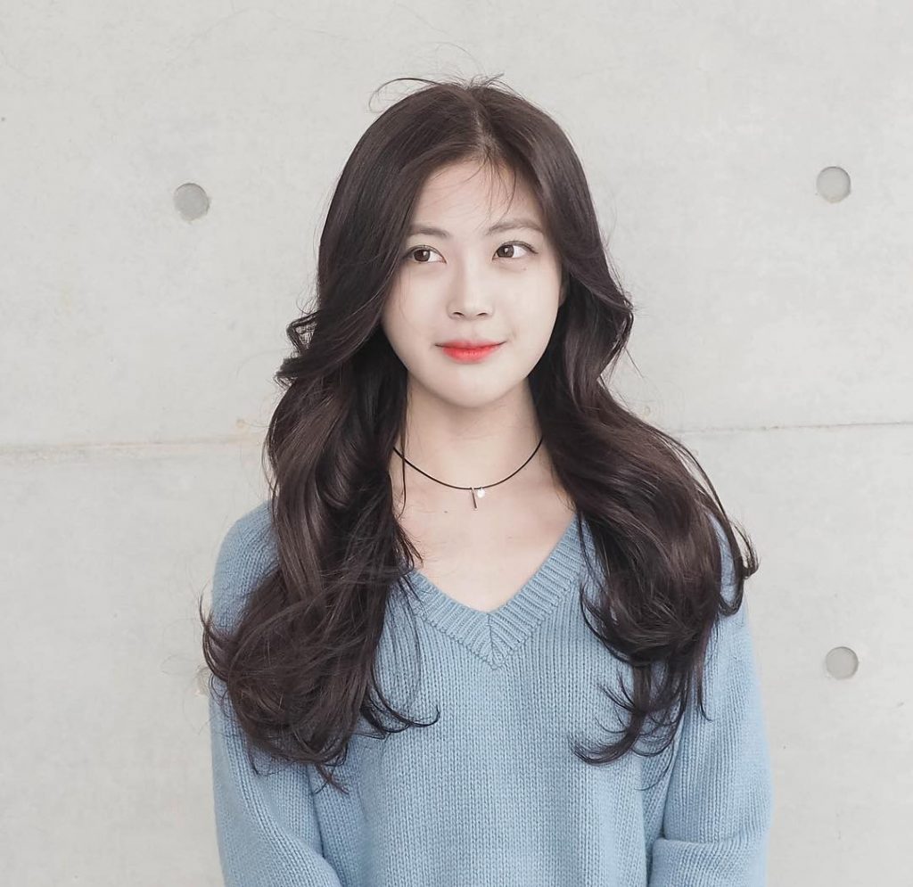 30+ the best long hair styles for girls Picture 26