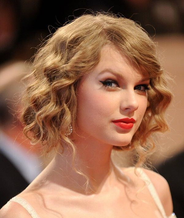 30+ The best short hair curly hairstyle water wave 2020 Picture 31