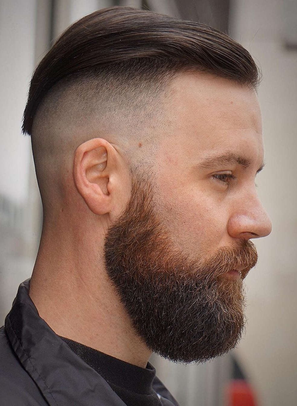 30+ the most beautiful men's Undercut hairstyle 2020 Picture 18