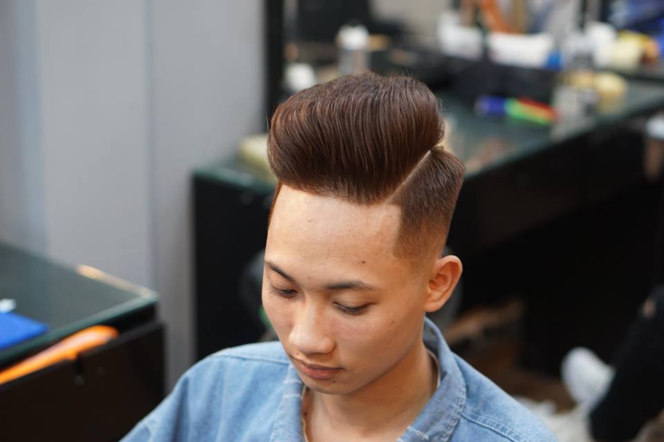 30+ the most beautiful men's Undercut hairstyle 2020 Picture 22