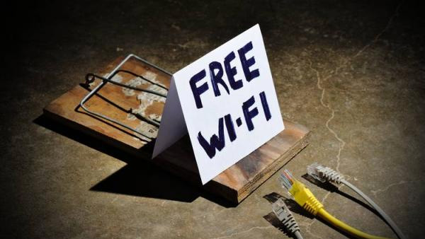 4 potential risks of using public wifi that users should know Picture 1