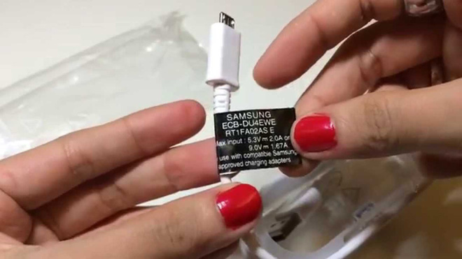 4 rules to remember when plugging in your phone to avoid electric shock or fire Picture 3