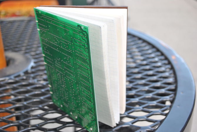 5 creative ideas for old circuit boards Picture 3