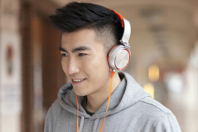5 features that make Sony MDR-XB610 headphones mesmerizing Picture 3