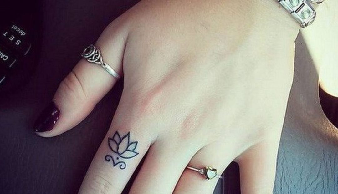 50+ the most beautiful mini tattoos Picture 15