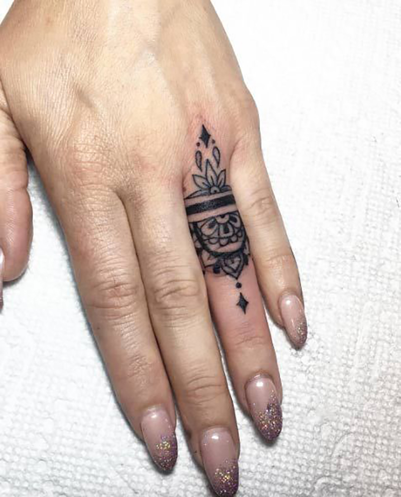 50+ the most beautiful mini tattoos Picture 5
