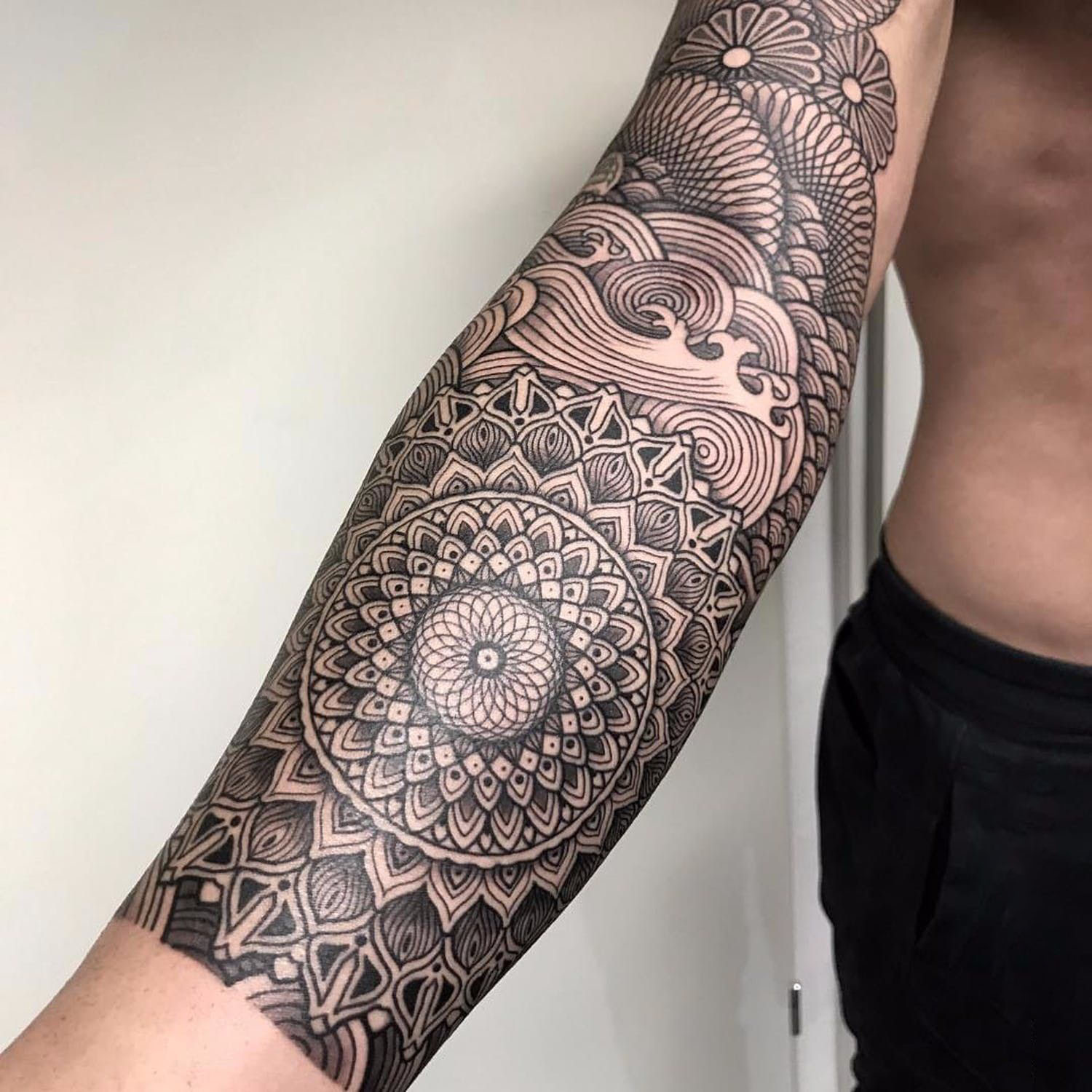 50+ Very beautiful pattern tattoos Picture 26